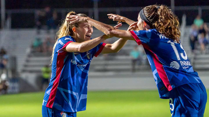 Ashley Sanchez scored the winning goal in the 93rd minute for the North Carolina Courage against the KC Current. Ashley Sanchez scored the winning goal in the 93rd minute for the North Carolina Courage against the KC Current.