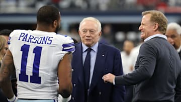 Cowboys linebacker Micah Parsons and Jerry Jones have been embroiled in negotiations all offseason.